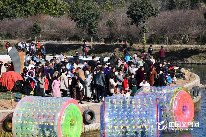 义乌佛堂小六石村迎来