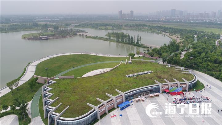 海宁市第五届台资企业运动会在鹃湖公园举行