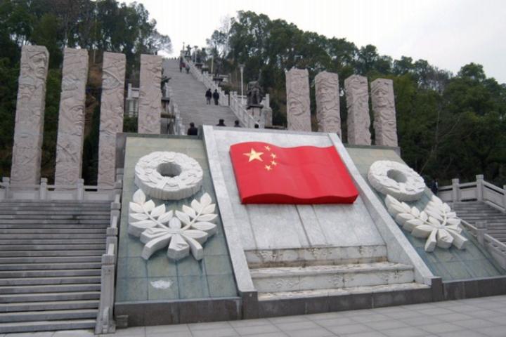 "经典红"首次聚会 还要推中国红色旅游融合新品牌