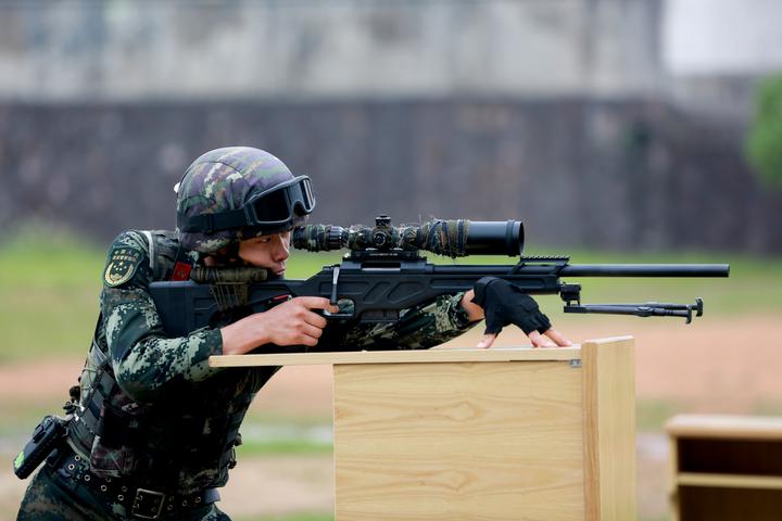 狙击步枪多种姿势射击