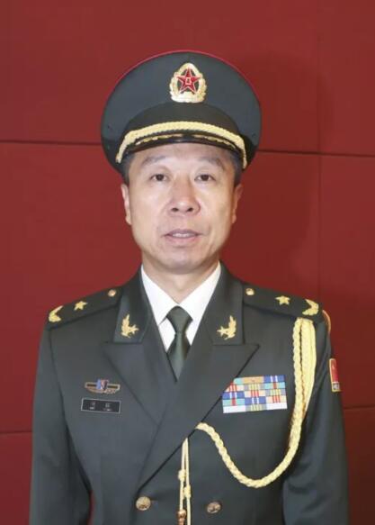 最新消息,中国人民解放军航天员大队特级航天员刘旺被授予少将军衔