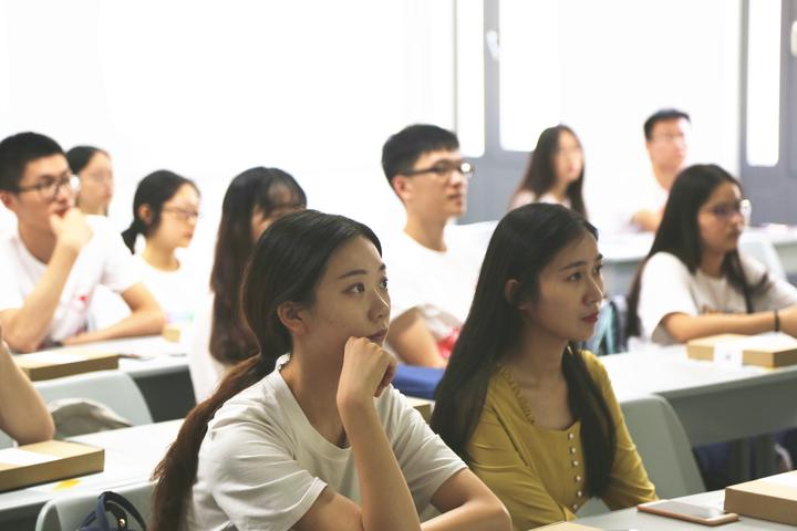 青春是用来奋斗的!浙大学子传播浙大好故事