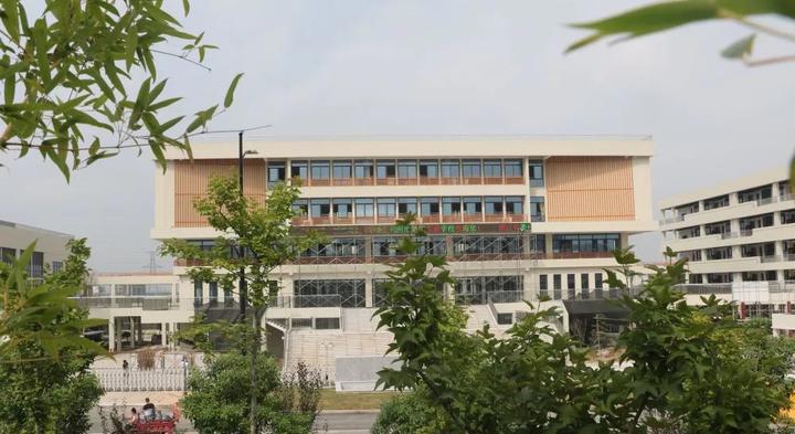 衢州市第四实验学校(衢州市实验学校教育集团锦溪校区), 马上就要