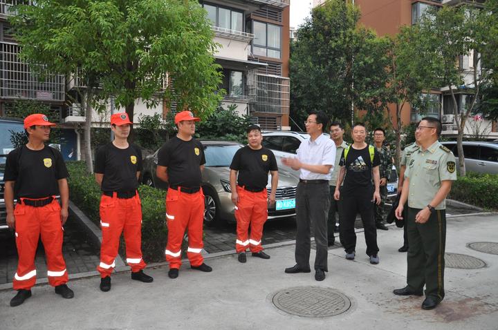 省消防总队来我区调研民间救援组织建设