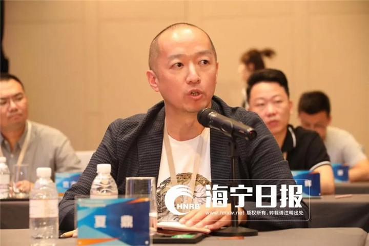 毛伟华 浙江万方江森纺织科技有限公司董事长