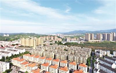 在壶山脚下依山而建的壶山公园,是盛夏夜晚武义市民避暑纳凉的好去处.