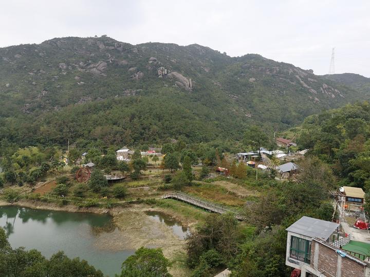 平阳鳌江这座偌大违建农家乐 为何"屹立不倒"?