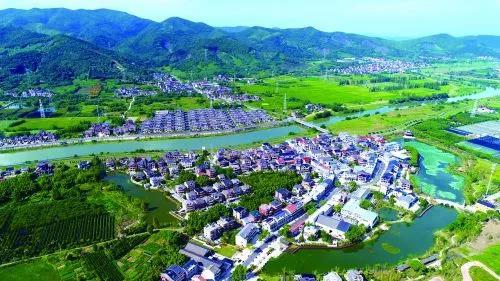 小广济桥安溪阁位于良渚古城遗址区块东北角的安溪集镇环境整治工程