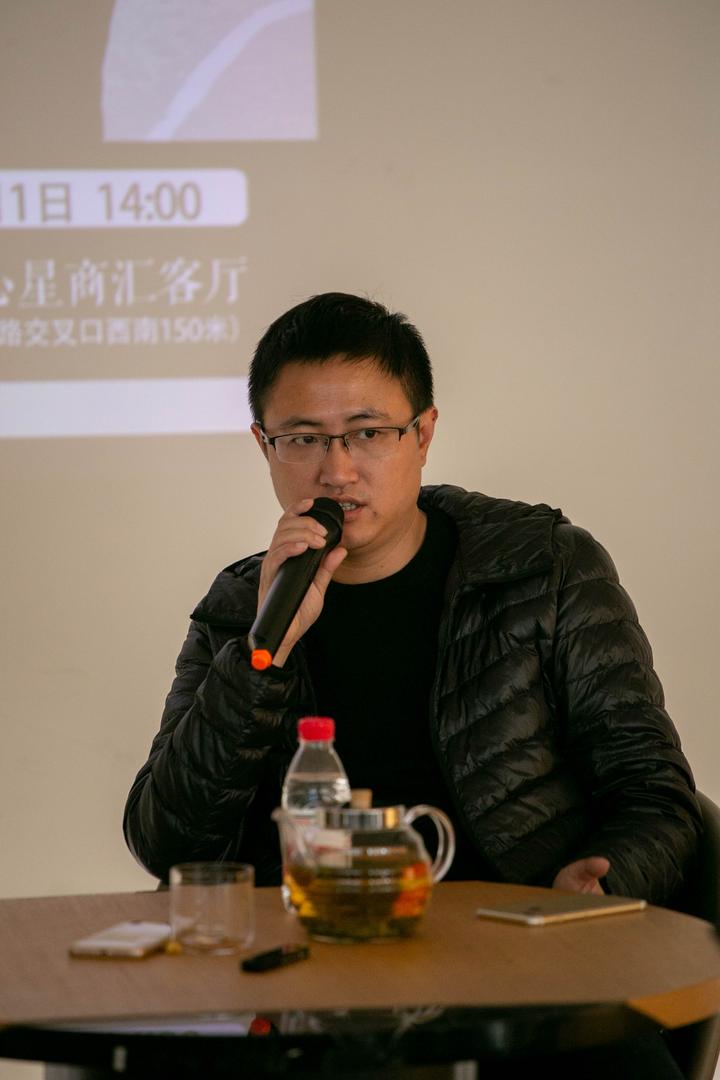 从清华学霸到大学老师再到作家周浩晖的悬疑之路