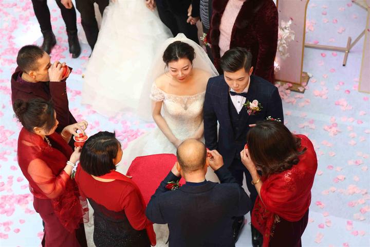 婚礼新风尚丨温州10对新人新年幸福牵手