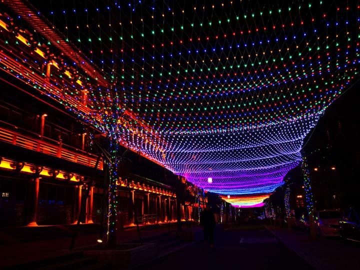 《花灯 安轲 摄《城市夜景 老黑 摄《千纸鹤 大自然 摄于 兰溪