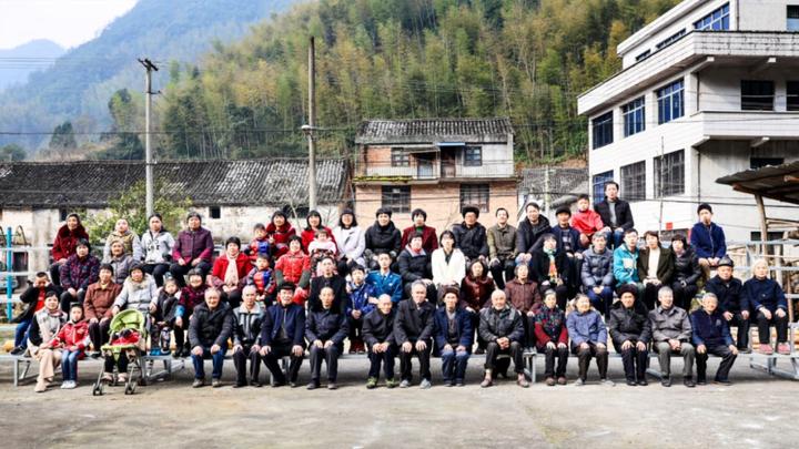 仙居摄协用镜头为移民村村民定格乡愁 为了给村民们留住乡愁,仙居县