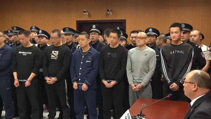 最高检,公安部联合挂牌督办的黑社会性质组织犯罪案一审宣判【697