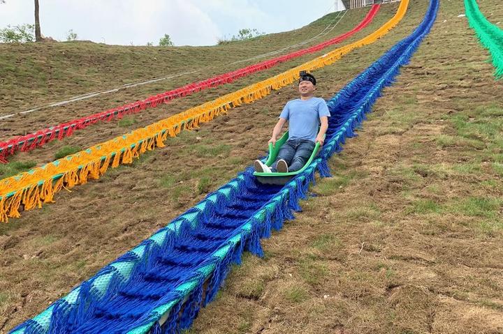 永康首座悬空玻璃桥月底亮相还有滑草和玻璃滑道