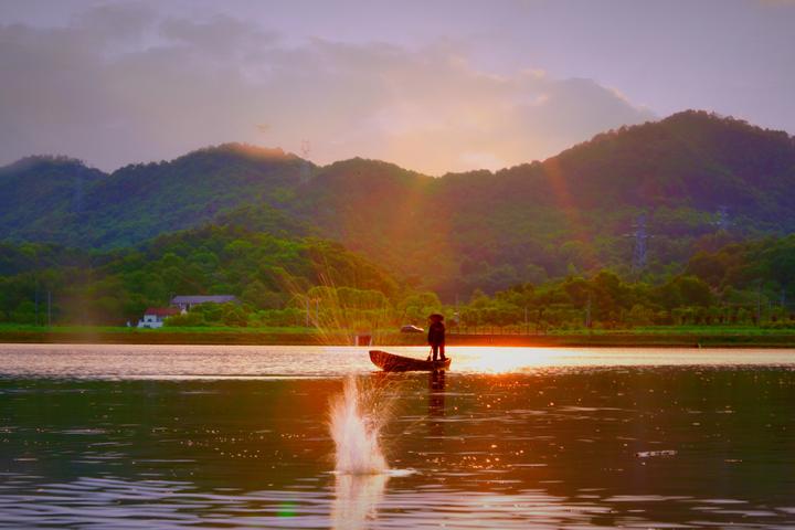 湖光山色让人醉!好一曲诸暨布谷湖上的"渔光曲"!