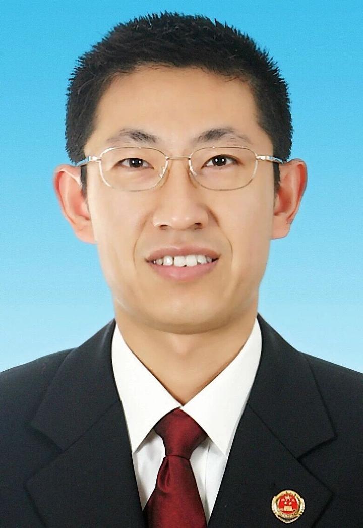 拟提拔任用省管领导干部任前公示名单