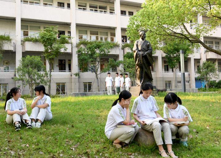 杭州市临平职业高级中学:怀墨匠心 砺墨树品 铸墨成彩