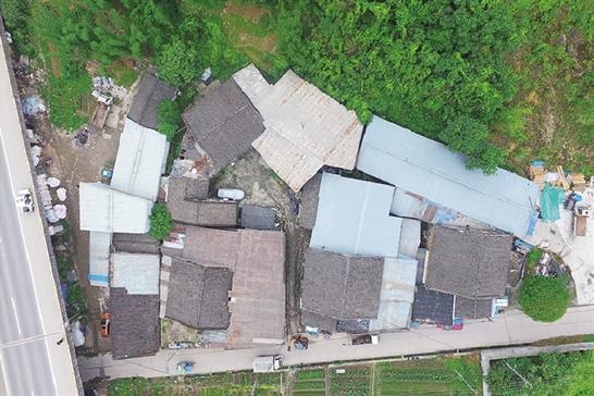 锦湖街道拆改结合:打造市区门户通道风景线