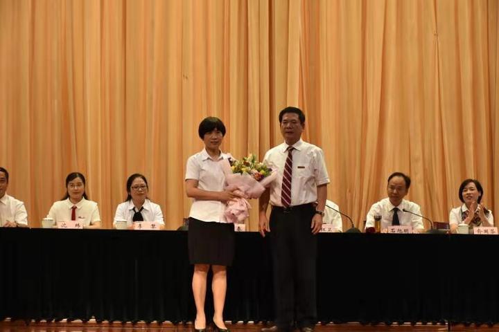 新教师们齐宣誓绍兴文理学院元培学院教师们这样过节