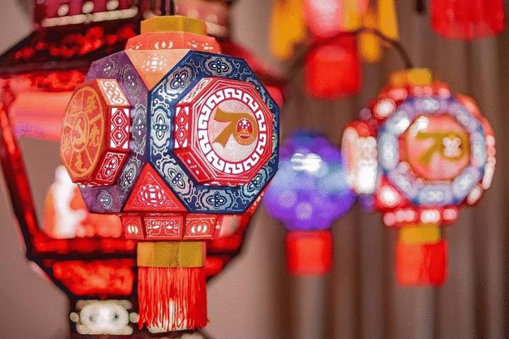 秉持初心 灯梦传承 皤滩开展针刺无骨花灯制作体验活动