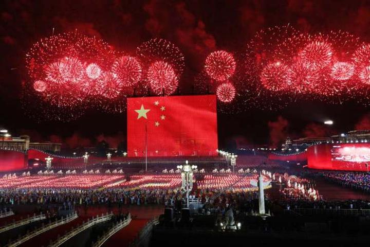 国庆70周年阅兵纪实:"我们是一支不可战胜的力量!