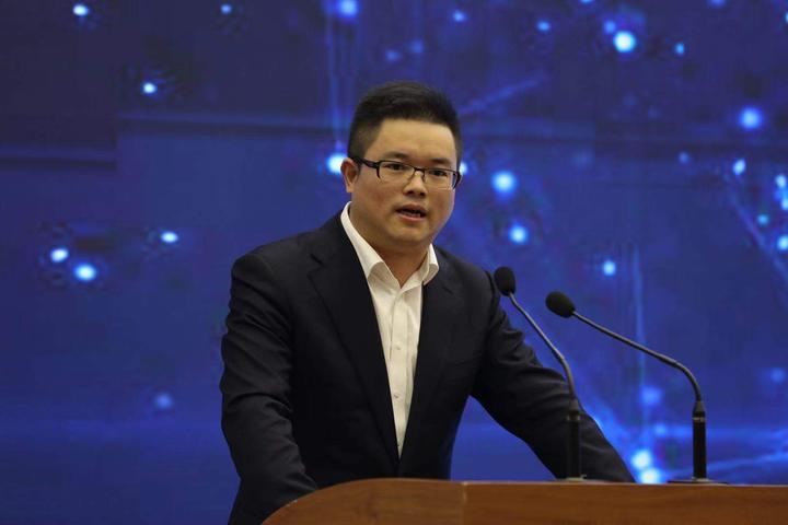 今年3月,方毅创办的浙江每日互动网络科技公司成功登陆深交所a股创业