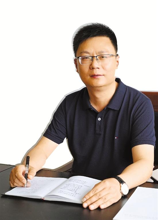 龙港市委常委,组织部长潘健