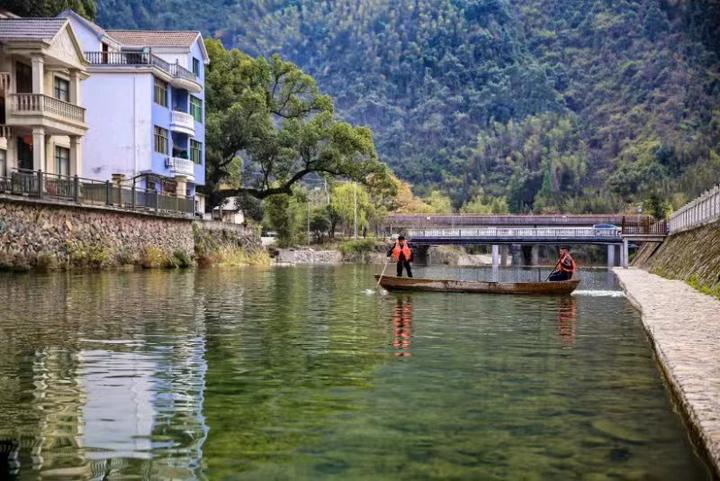 建德洋溪街道办实事惠民生 让村民喝上放心水