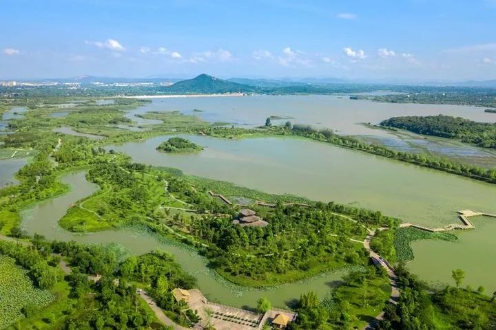 位于泗安镇仙山村的仙山湖国家湿地公园