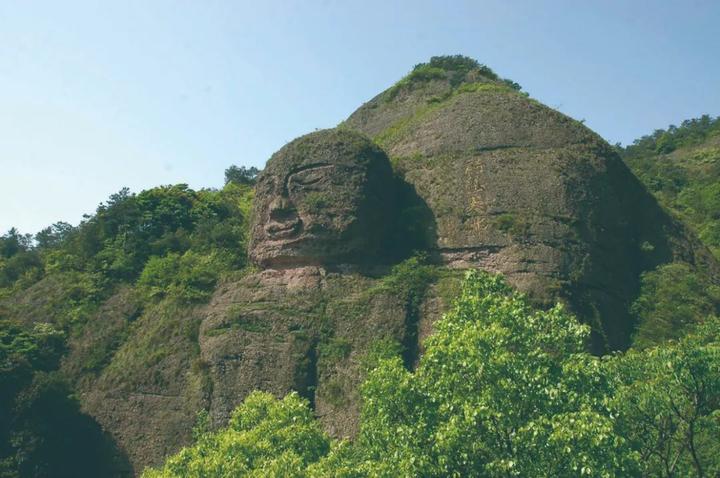 斗岩风景区