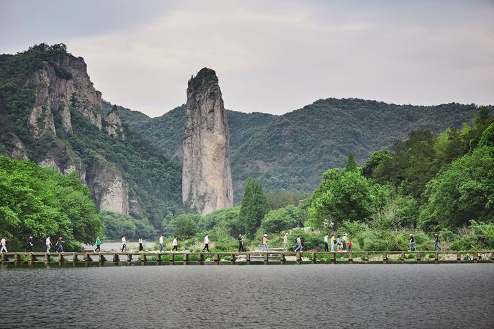 缙云仙都景区"五一"首日运行平稳有序