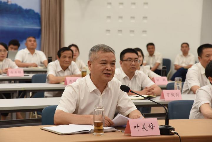 省政协民生协商论坛来了首位县委书记他分享了个小故事