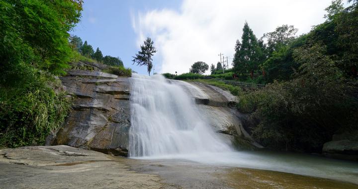 金丘村小瀑布众多,如今都成了旅游景点.景宁县委组织部供图