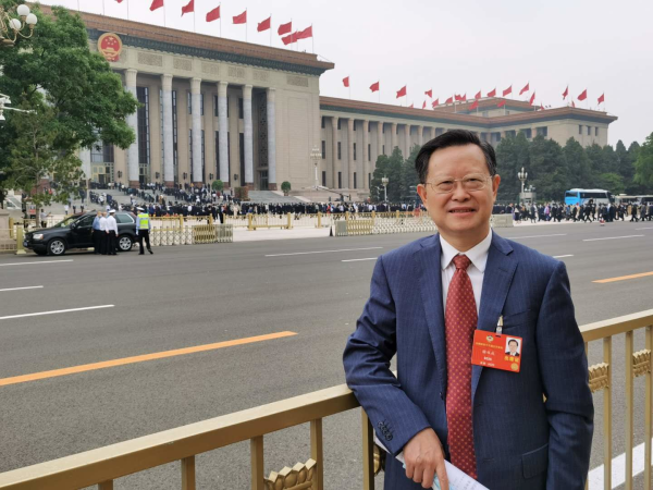 全国政协委员,杭州市政协副主席谢双成 照片由本人提供