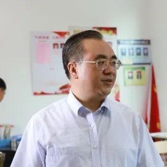 区委书记徐光文来到这个村,关心这些事!