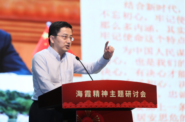 中国社科院政治学研究所研究员冯钺.png