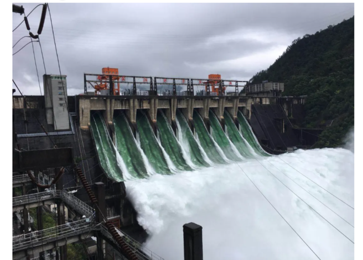 新安江水库九孔泄洪会持续一段时间何时关闸暂无法预估