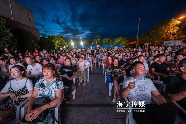 昨晚 海宁有个地方声潮涌动 嗨爆全场 活动还吸引了7万多人围观 17个