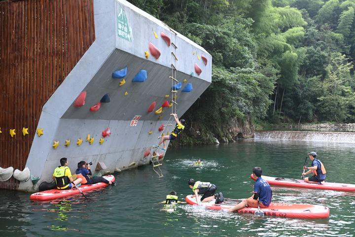 临安:"龙门秘境"成夏日避暑新去处