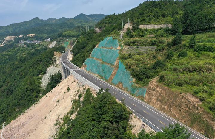 泰顺文福公路半数通过验收