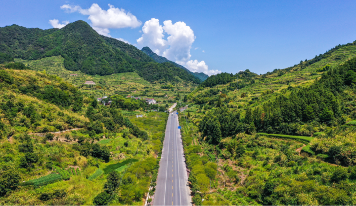 航拍武义柳城:山峦分明 沟壑可见