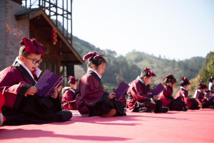 东西岩研学之旅穿越千年体验国风学堂