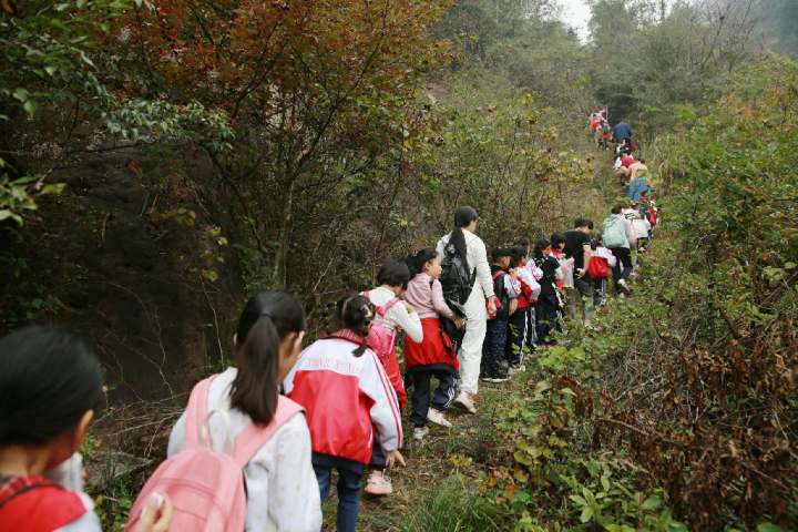 少年追诗路 古道寻项斯