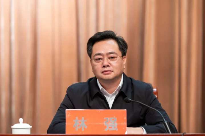 林强任中共温岭市委委员,常委,副书记