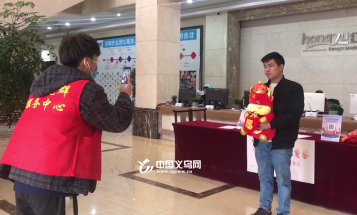 暖意融融 义乌佛堂喊你留下过个"文化年"