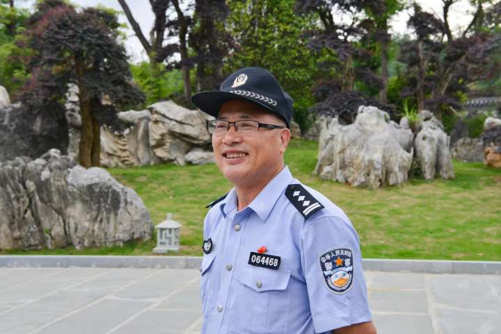 开化县公安局禁毒大队民警:在刀尖上行走的英雄