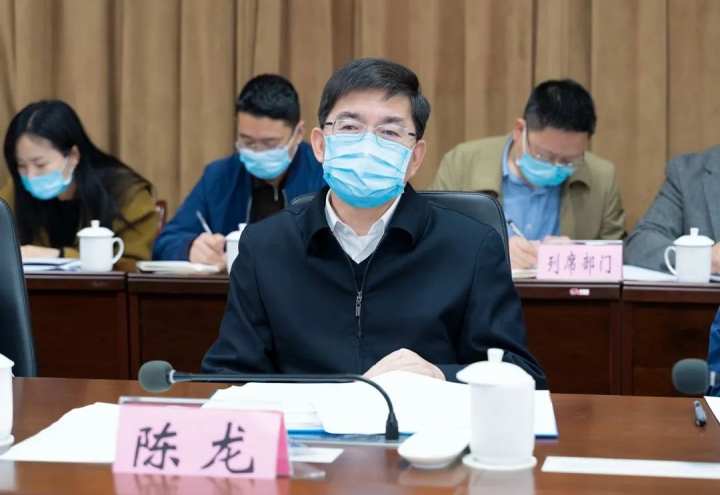 陈龙在金华开发区下访时强调:用心用情为群众解决实际