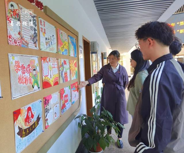 学校积极探索多种形式的党史学习教育,充分挖掘地方红色文化资源,并与