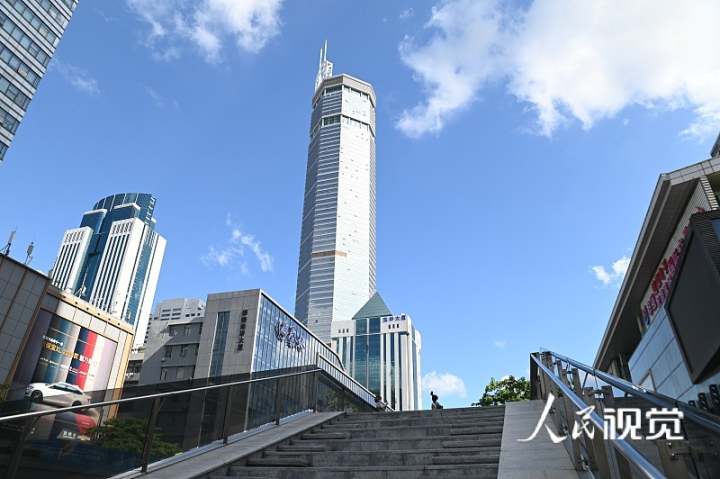 3天3晃后暂停进出 阻尼器能否成赛格大厦的"定海神针"?