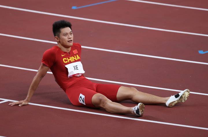20秒45谢震业无缘男子200米决赛